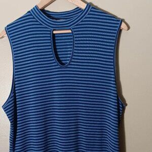 Extra Touch Sleeveless Top. Size 2X